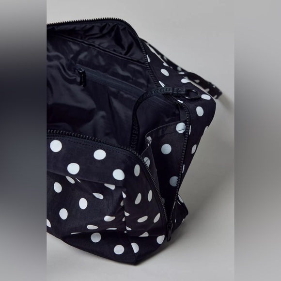 NWT Baggu Medium Nylon Bowler Bag Black White Polka Dot - Picture 5 of 9